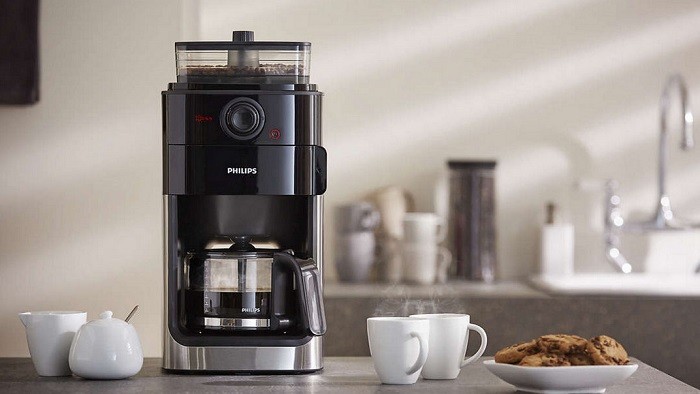 Кофеварка Philips hd7767 Grind & Brew